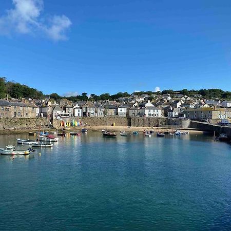 Seagulls Cottage, Touching Distance From Beach Mousehole Exterior foto